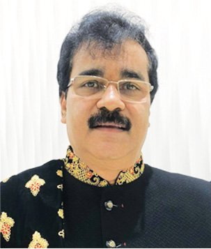 Lion Dr. Akshay Khandelwal, MJF